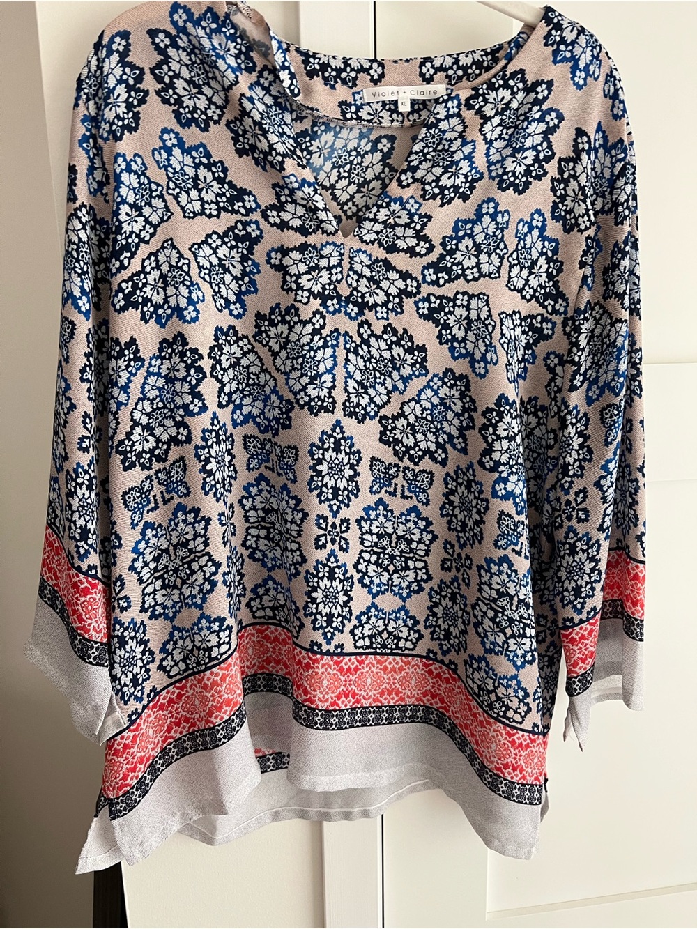 Vince Camuto Beige Tunic with Blue and Red Floral Border
